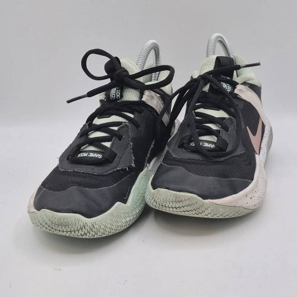 Nike Basketball Shoes Youth Size 5Y Low Top Black‎ Mint Pink Lace Up DC5216-003